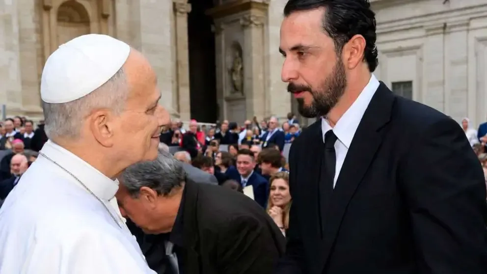 JP Velasco saludó al Papa.