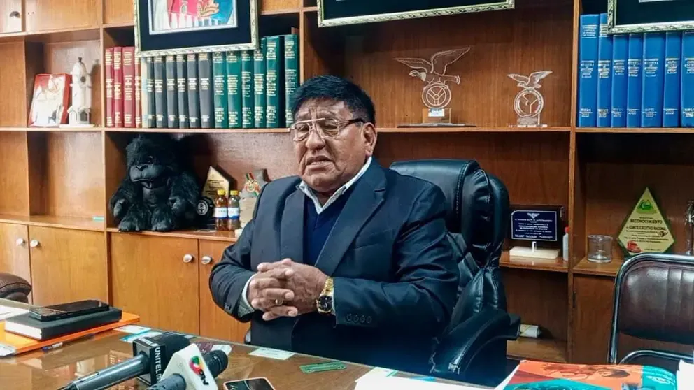 Choferes aguardarΓ‘n el fin del estado de excepciΓ³n para definir medidas de protesta Choferes aguardarΓ‘n el fin del estado de excepciΓ³n para definir medidas de protesta