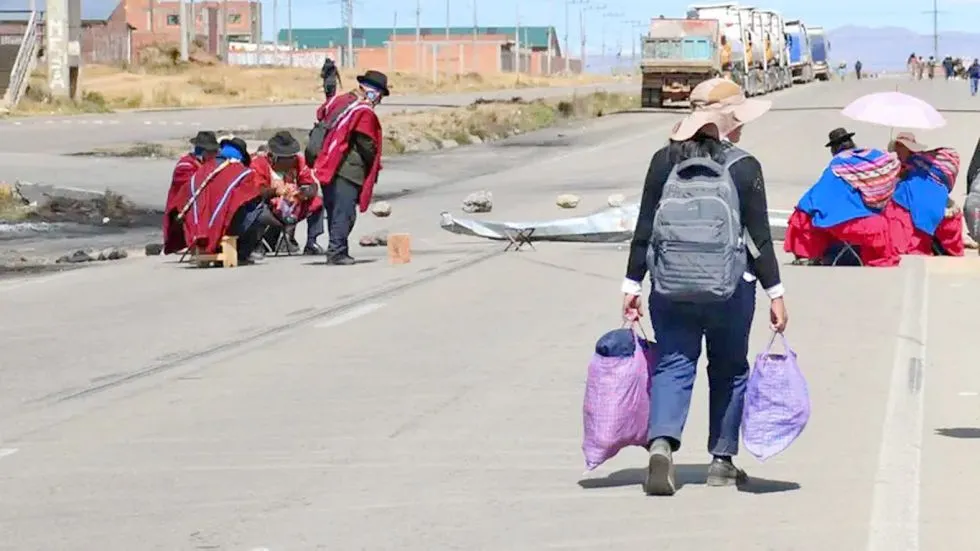 Arranca semana de conflictos con paros, marchas y bloqueos