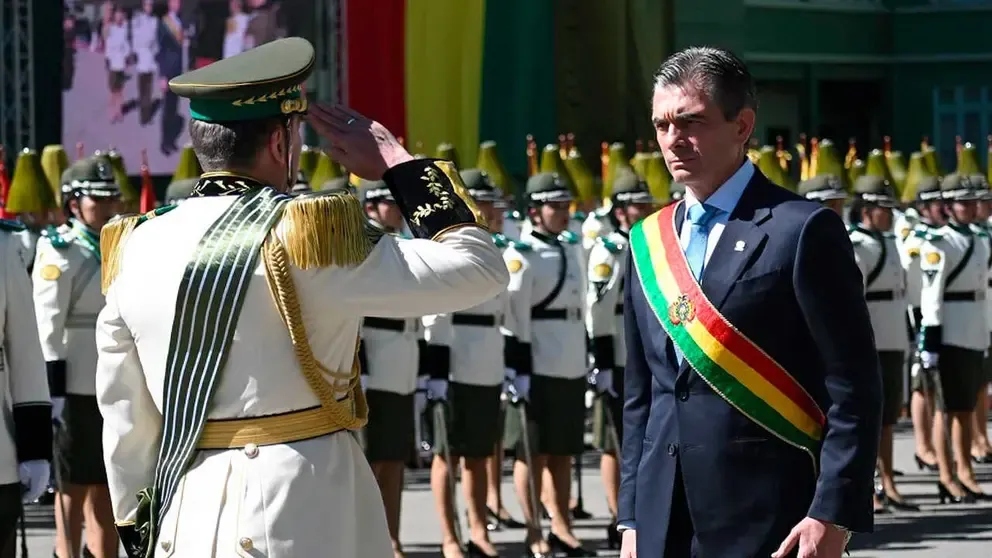 Paz anuncia reformas legales para la Policía e inversión para un nuevo Comando General