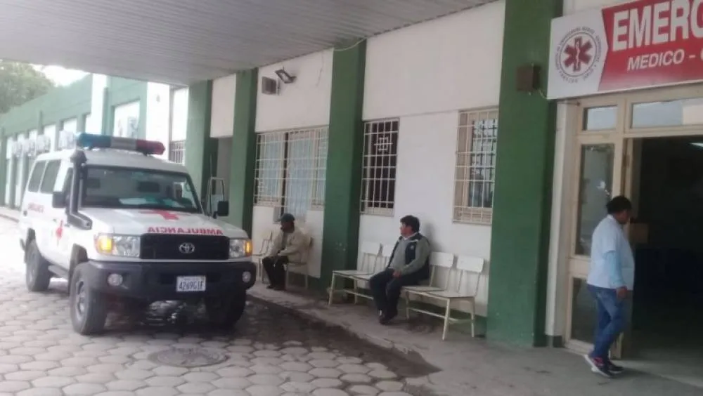 Universitario dormía en un garaje y terminó embestido; emergencias atendió varios casos de intoxicación