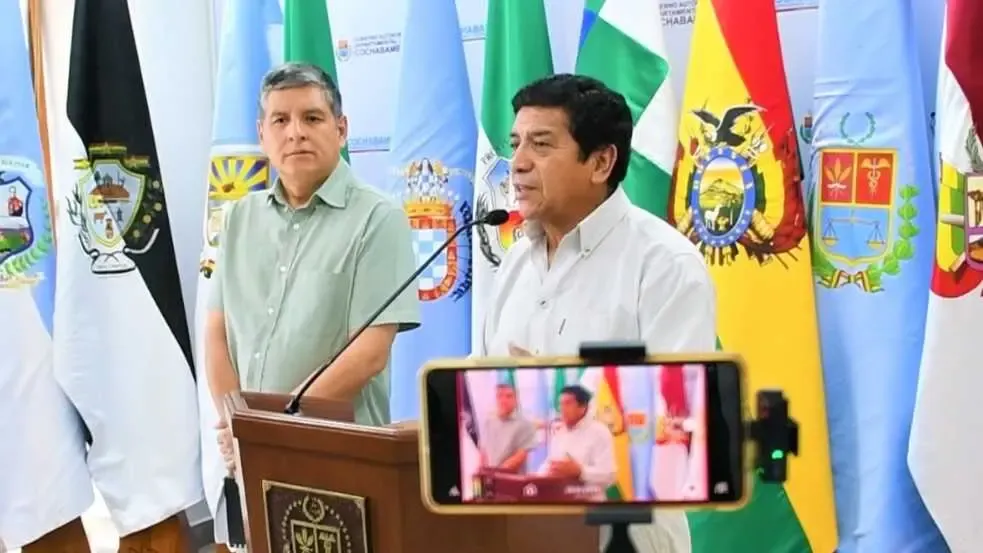 El vocero de la Gobernación, Sergio de la Zerda, y el secretario departamental de Gobernabilidad y Coordinación, José Antonio Gonzales. GADC