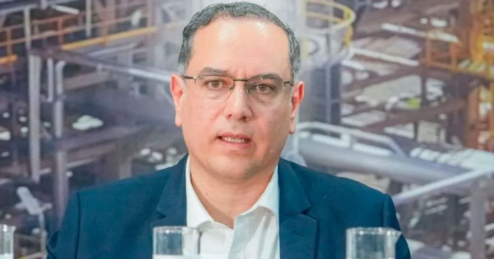 Yussef Akly niega fuga y anuncia retorno al país este fin de semana.
