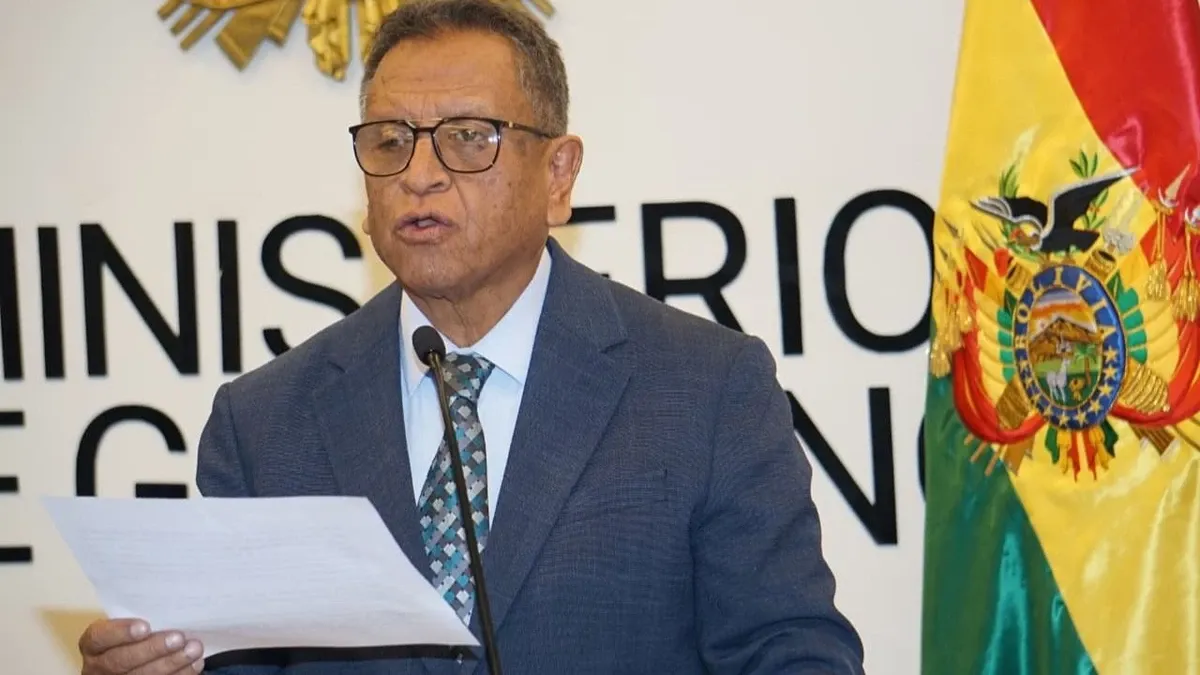 Ministro Oviedo solicita que se lo interpele en la Asamblea Legislativa Plurinacional
