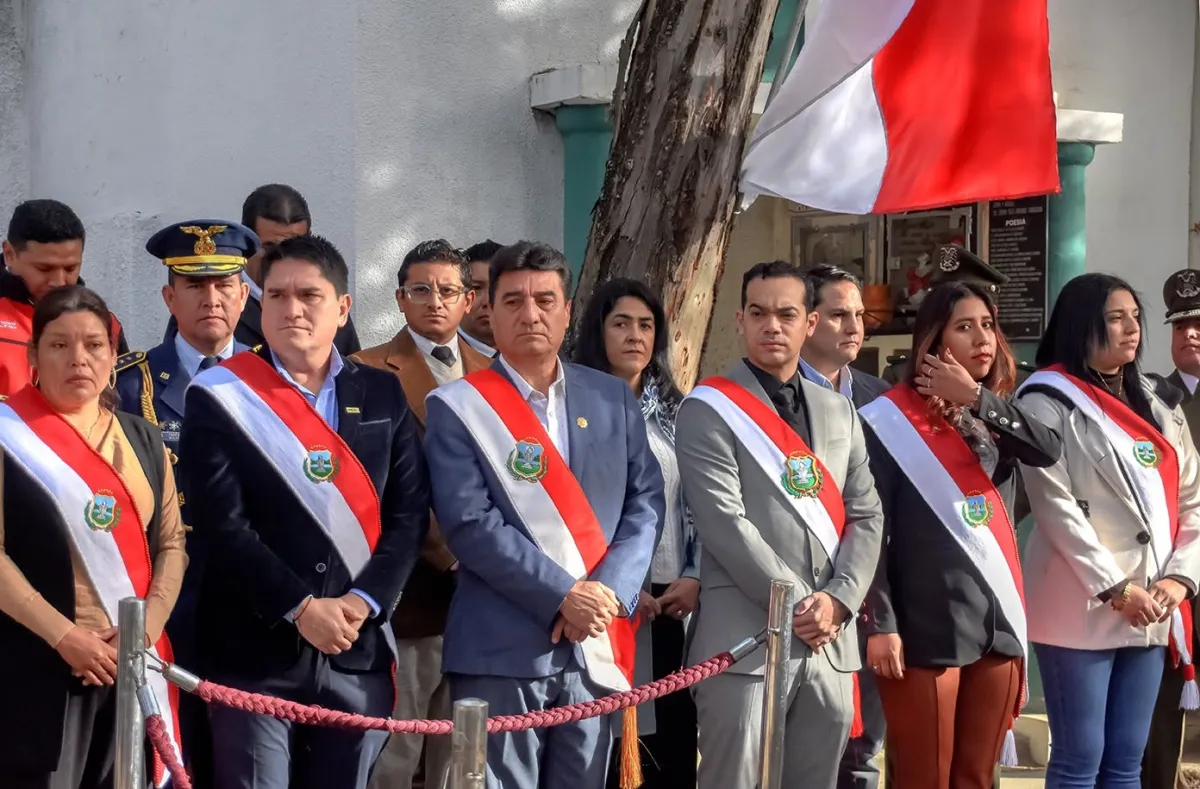 Alcalde de Tarija participa en homenaje a los héroes de la Guerra del Chaco