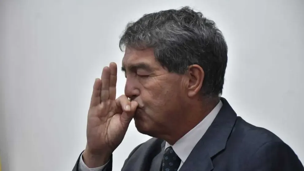 Hernán Paredes deja el Viceministerio de Régimen Interior; Peter Maldonado lo reemplazará