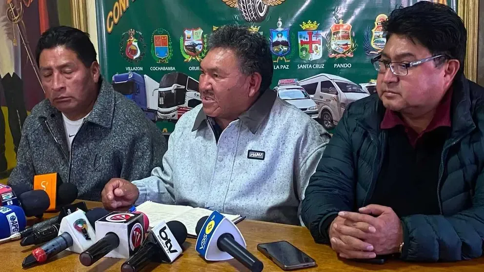 Choferes exigen abrogar el DS 5716 y advierten con bloqueos por el fin de la subvención al diésel