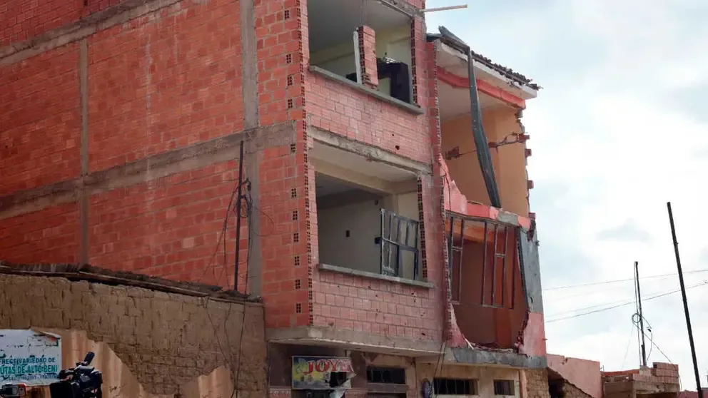 Gobierno destinará Bs 5 millones para reparar viviendas afectadas por explosiones en Viacha